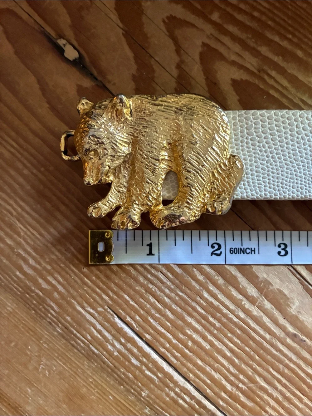 Vintage 70’s Mimi Gold Wall Street Bear Bull Cream Faux Leather Adjustable Belt